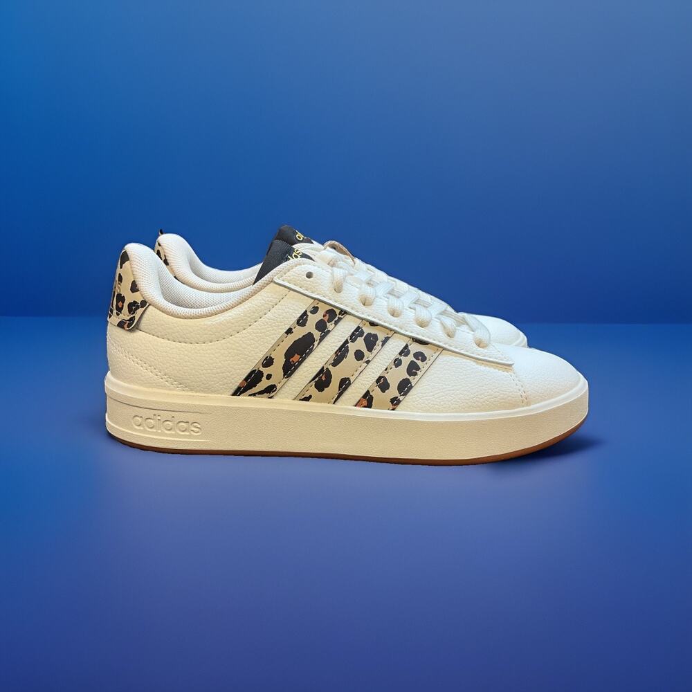size 5.5 womens shoes adidas GRAND COURT 3.0 KI3322